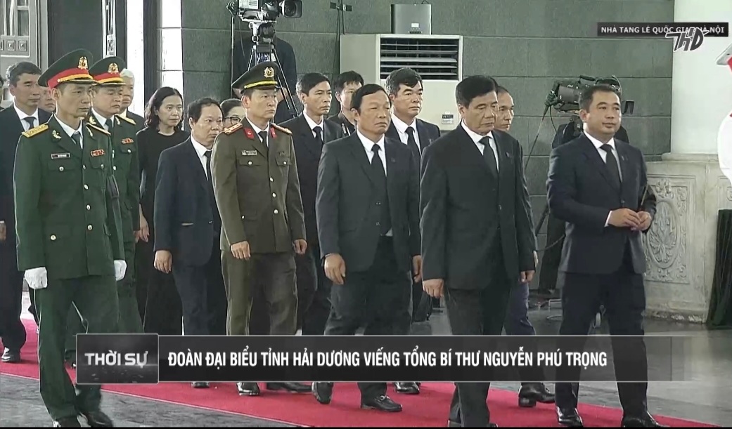 Đoàn đại biểu tỉnh Hải Dương viếng Tổng Bí thư Nguyễn Phú Trọng